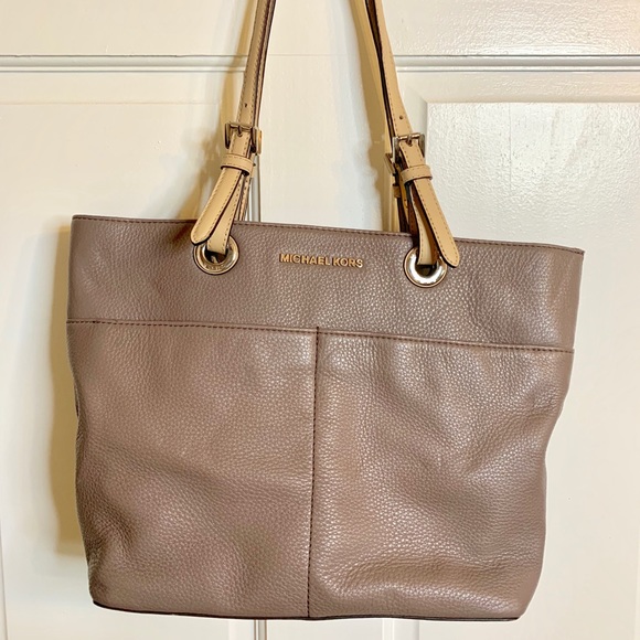 Michael Kors Shoulder Bag - Picture 1 of 5